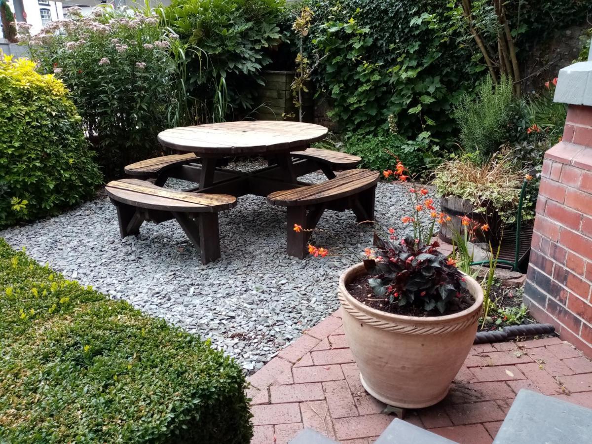 Llangollen Hostel Guest Rooms - No Dormitories - Self Catering Luaran gambar