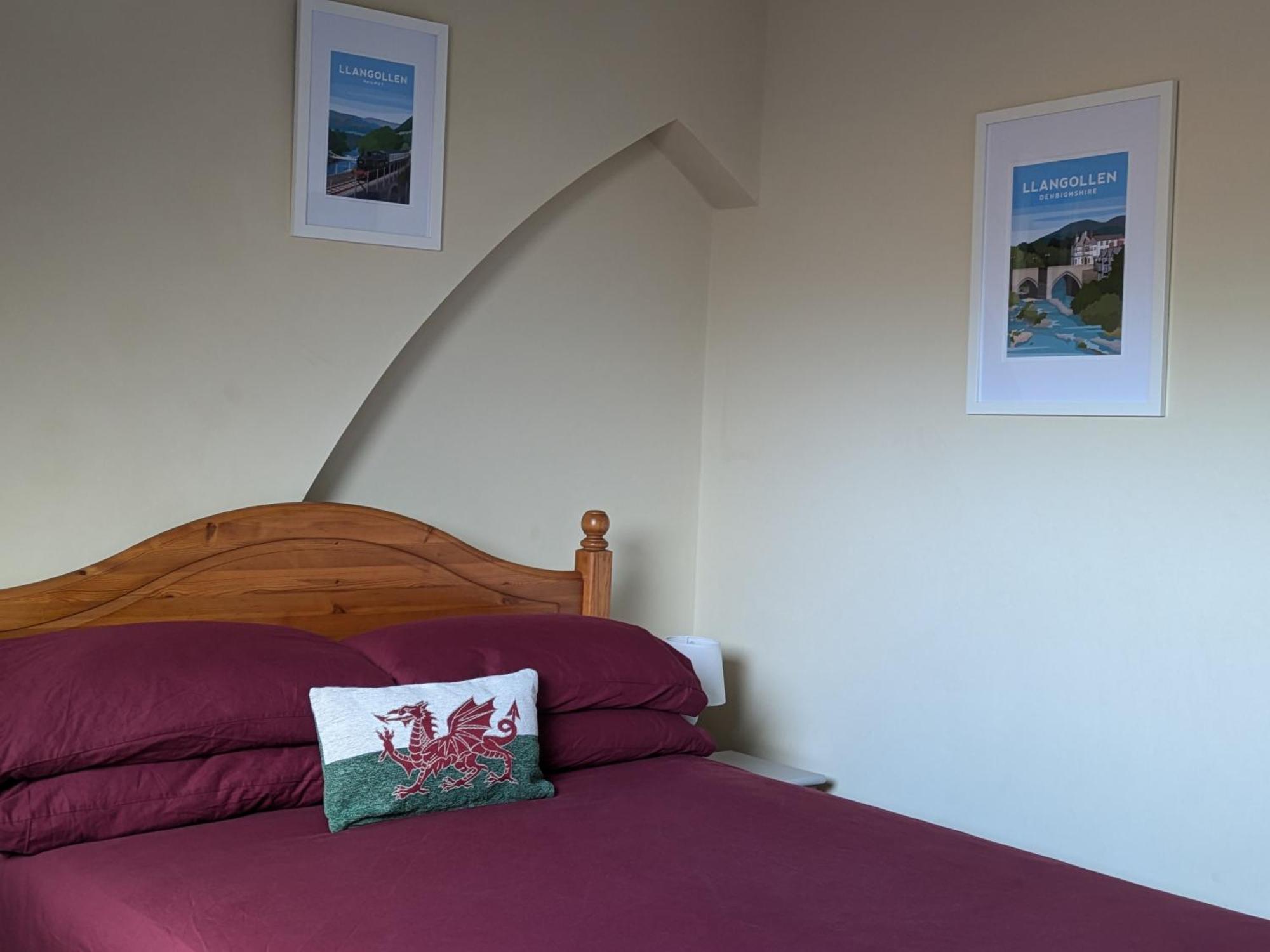 Llangollen Hostel Guest Rooms - No Dormitories - Self Catering Bilik gambar