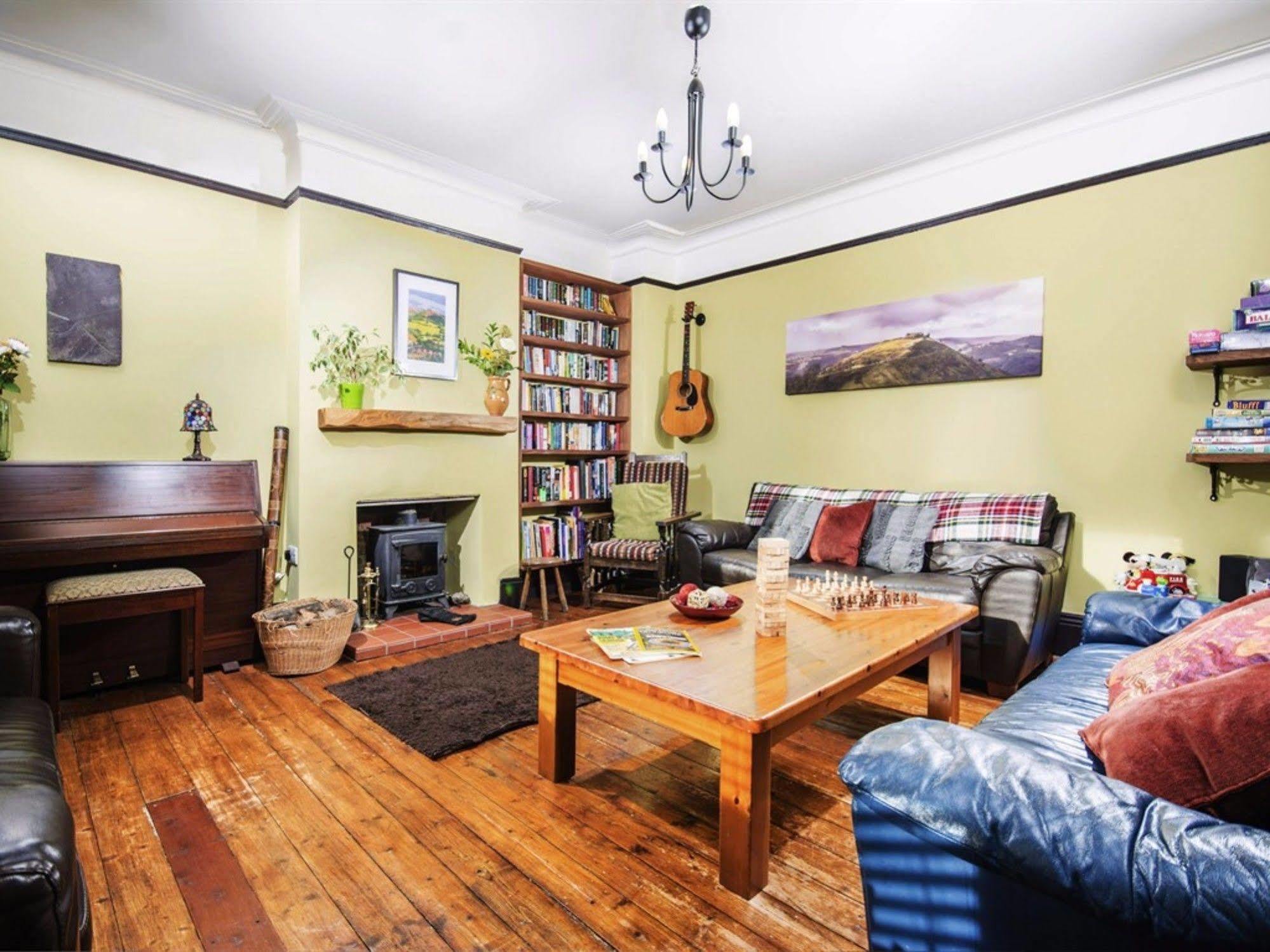 Llangollen Hostel Guest Rooms - No Dormitories - Self Catering Luaran gambar